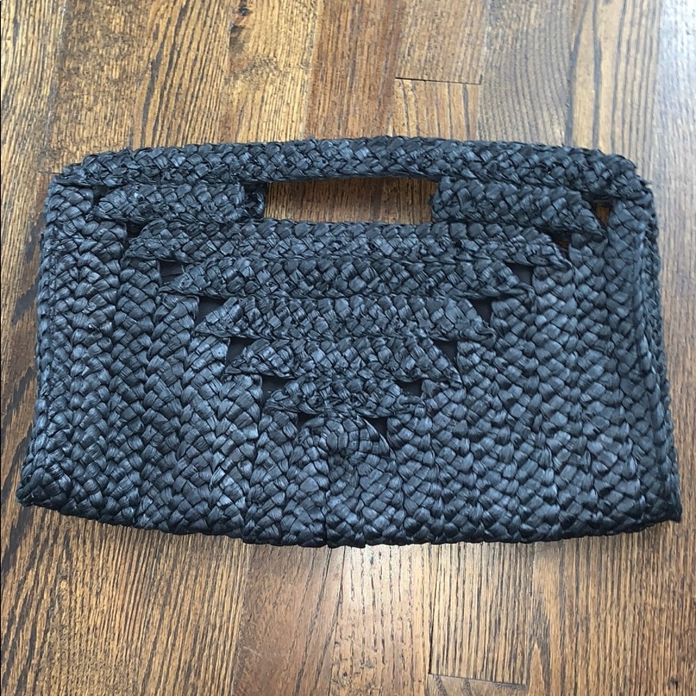 Straw Clutch (Navy)